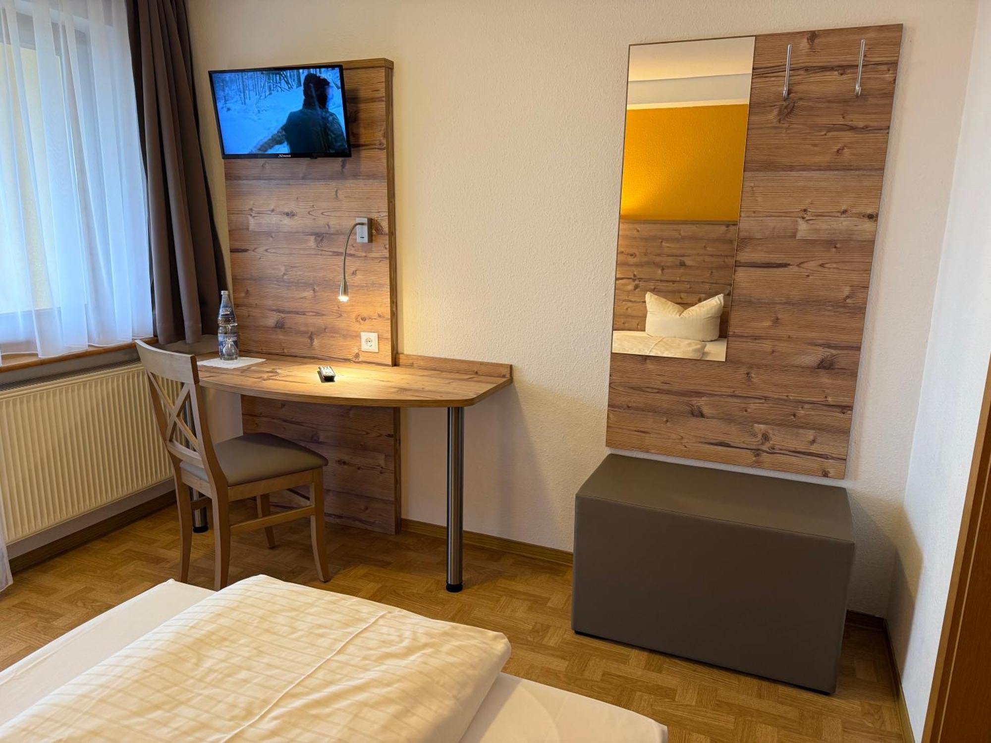 Hotel Traube Loßburg Zewnętrze zdjęcie